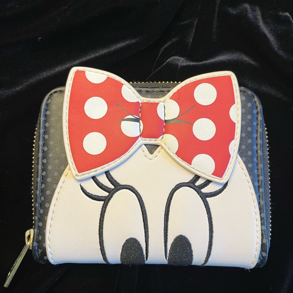 Loungefly Disney Minnie Mouse Polka Dot Wallet